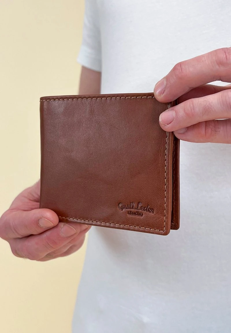 PAWEL RFID - Geldbörse - Dark Brown