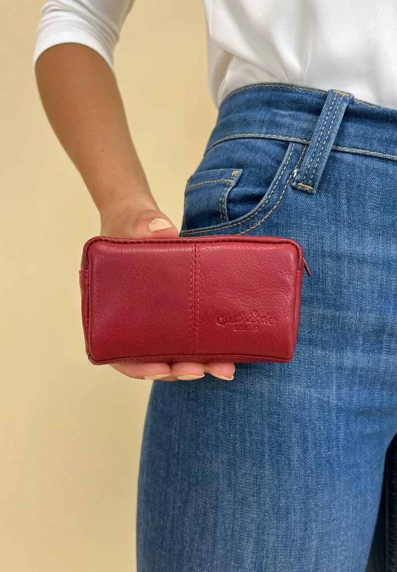 BUTLER - Schlüsseletui - Cherry Red