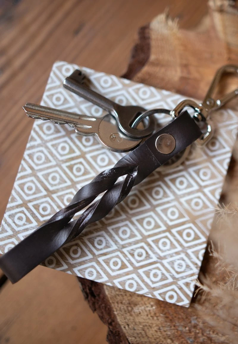 SINDRI - Schlüsselanhänger - Braun – Bild 6